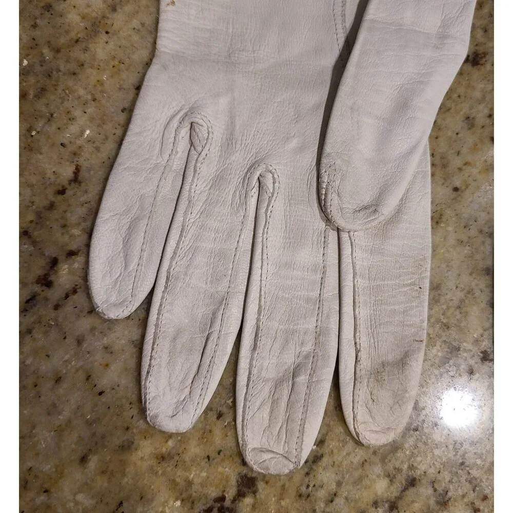 Vintage Women's Size S 6.5 Off-White Leather Formal 7.5